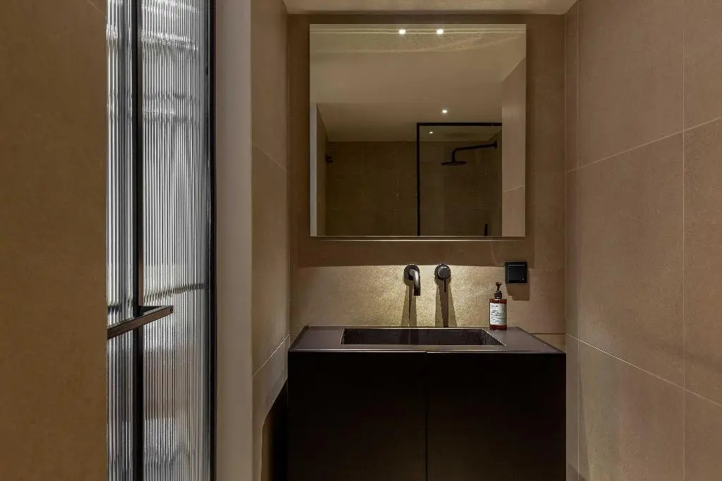 Foto - The Newel Psychiko