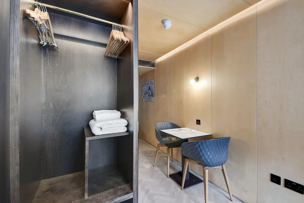 Foto - Stow Away Waterloo