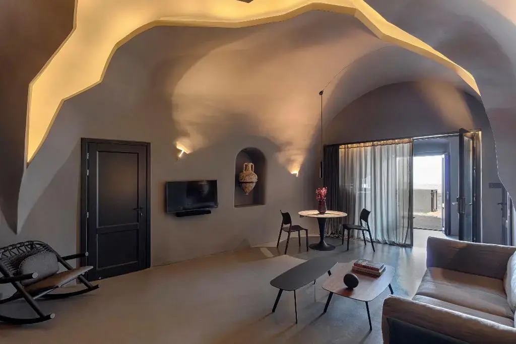 Photo - Kivotos Santorini - Preferred Hotels & Resorts