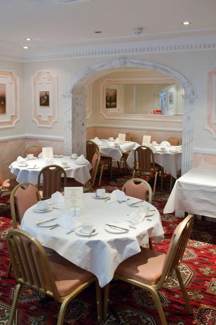 Foto - St George's Hotel