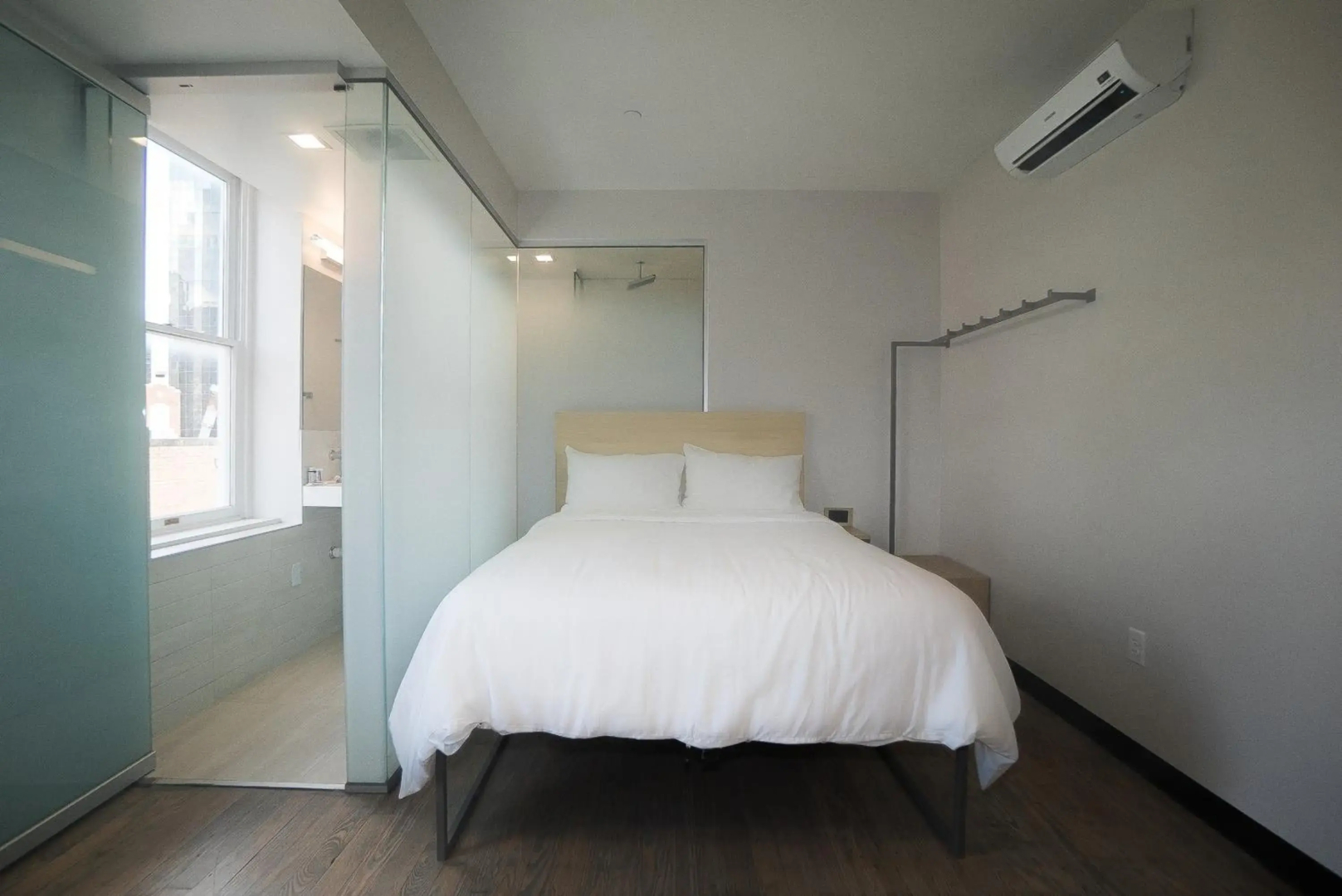 Photo - SOVA Micro-Room & Social Hotel