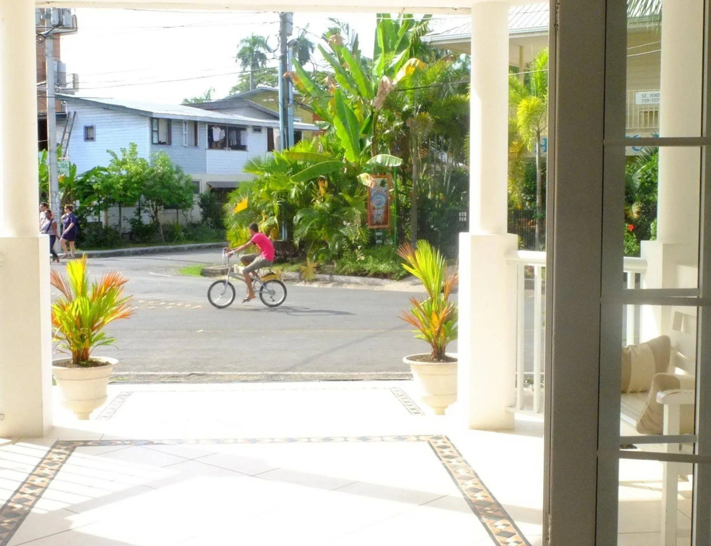 Foto - Tropical Suites Hotel