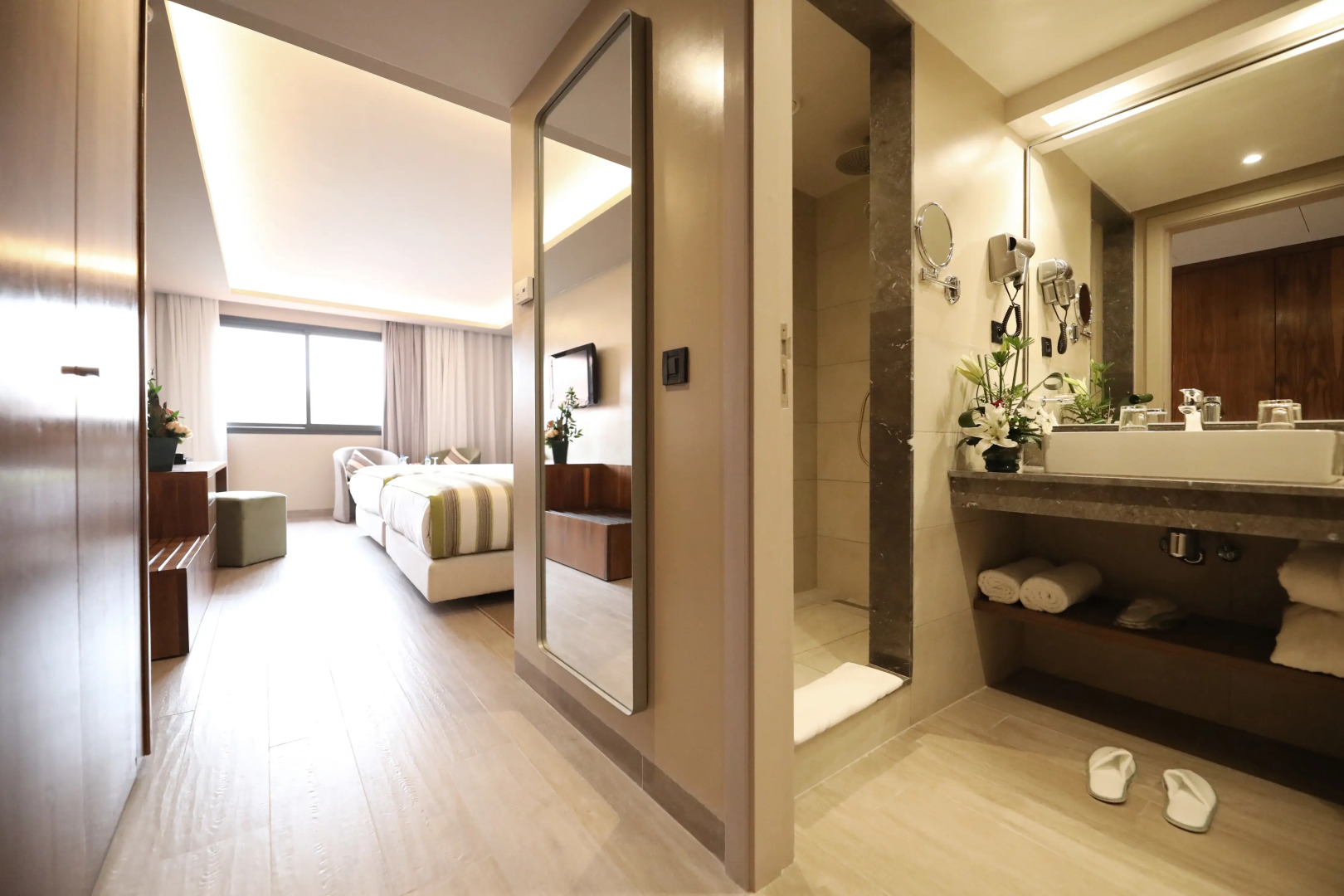 Foto - Kenzi Rose Garden