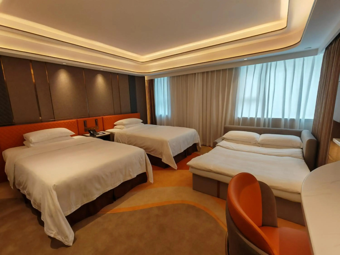 Photo - Hotel Beverly Plaza
