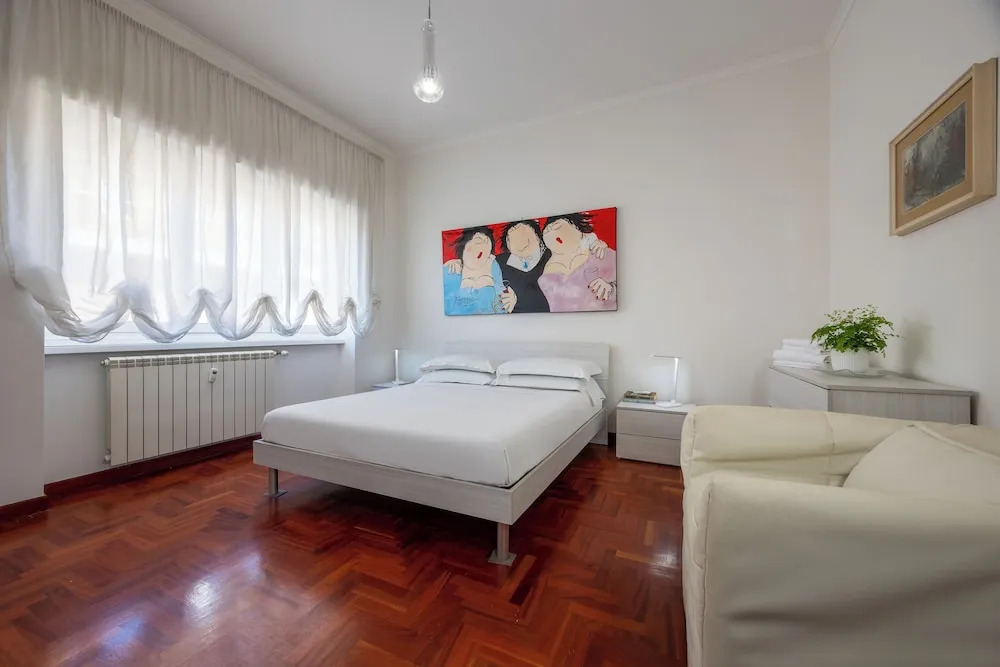 Photo - Vaticano84 Gemelli