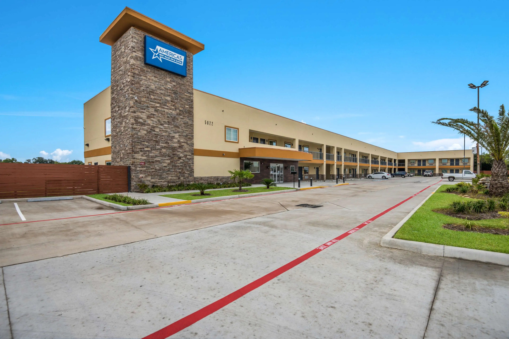 Foto - Americas Best Value Inn & Suites Houston at Hwy 6
