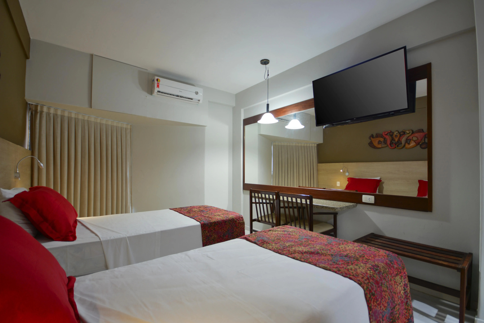 Photo - Littoral Hotel