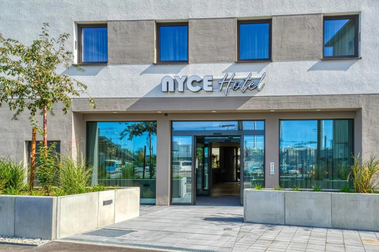 Photo - PLAZA INN Ulm