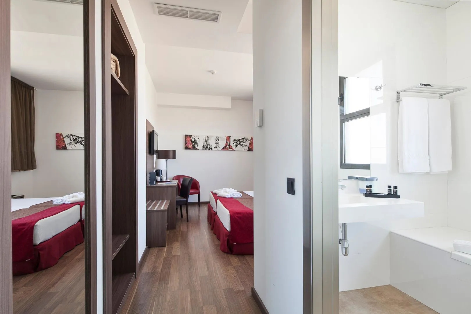 Photo - Hotel Best 4 Barcelona