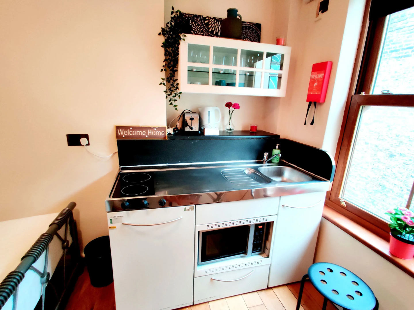 Foto - White's Row Resident