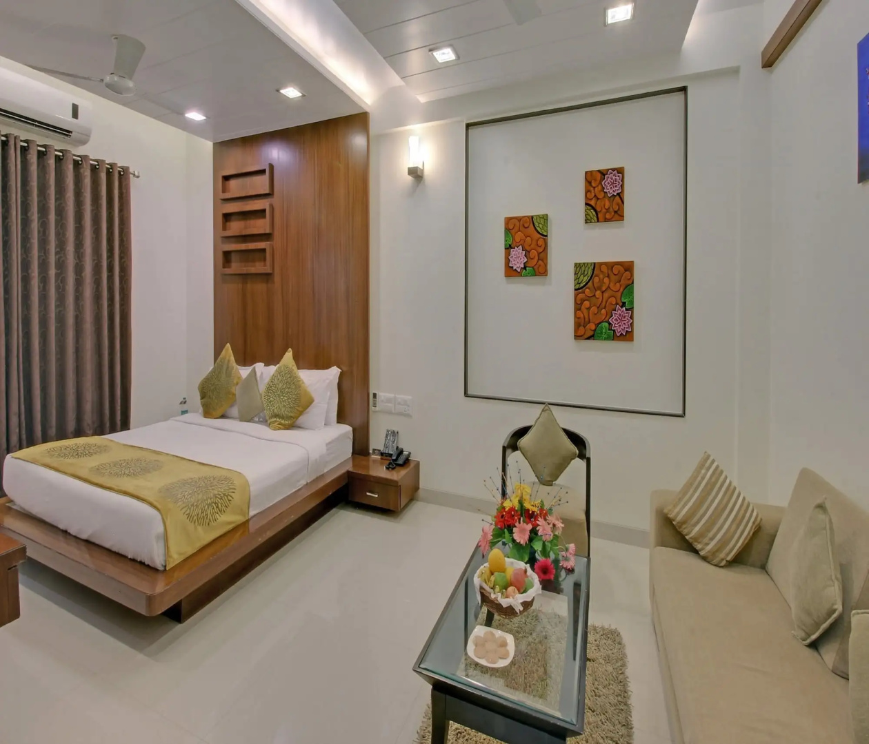 Marigold- Newly Renovated Hotel