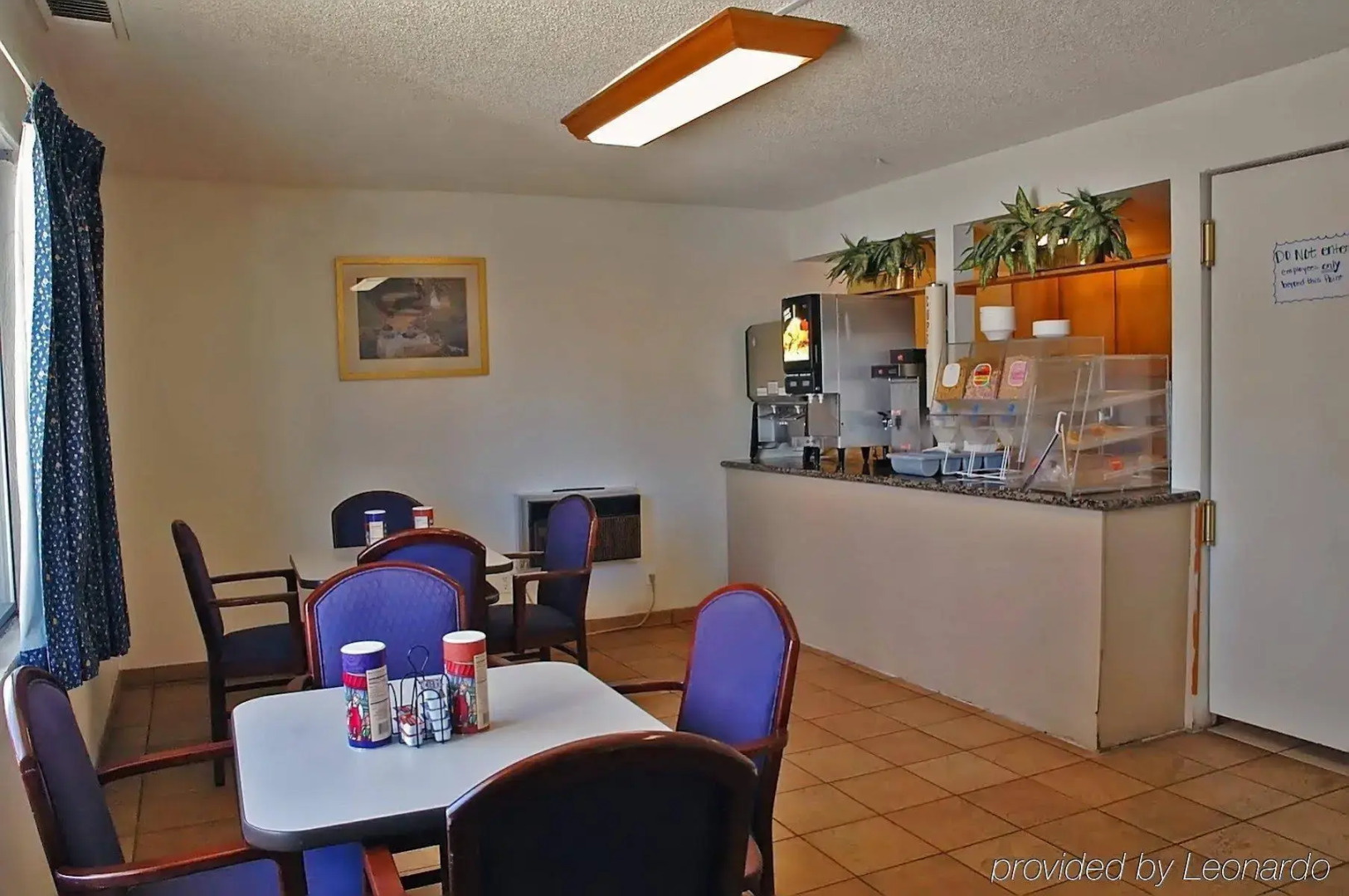 Foto - Rodeway Inn at Nevada State Capitol