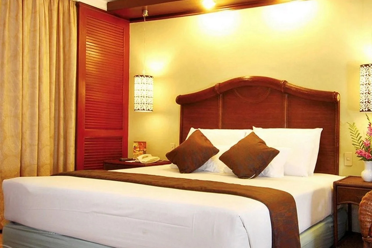 Photo - Waterfront Airport Hotel and Casino