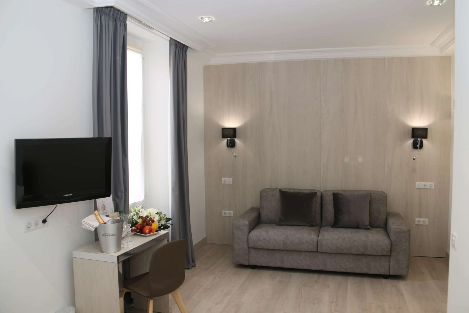 Photo - GOLDEN TULIP CANNES HOTEL de PARIS