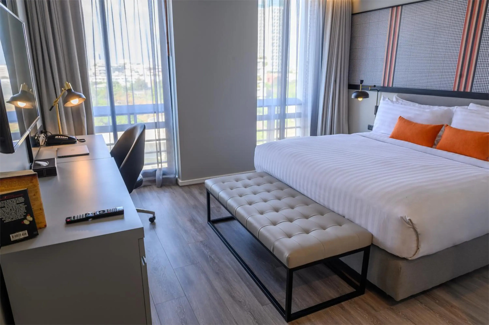 Photo - Oakwood Residence Sukhumvit Thonglor Bangkok