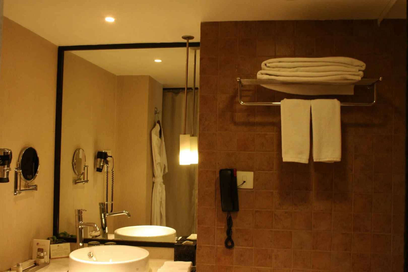 Foto - Mosaic Original, Noida