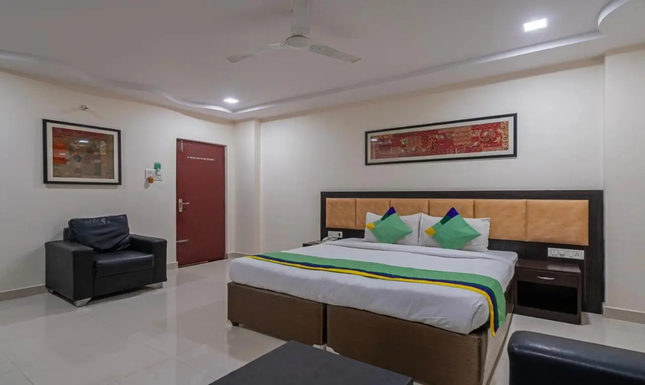 Photo - Treebo Emerald