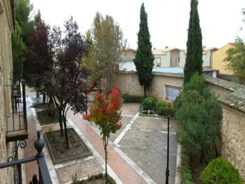 Foto - Convento de Lillo