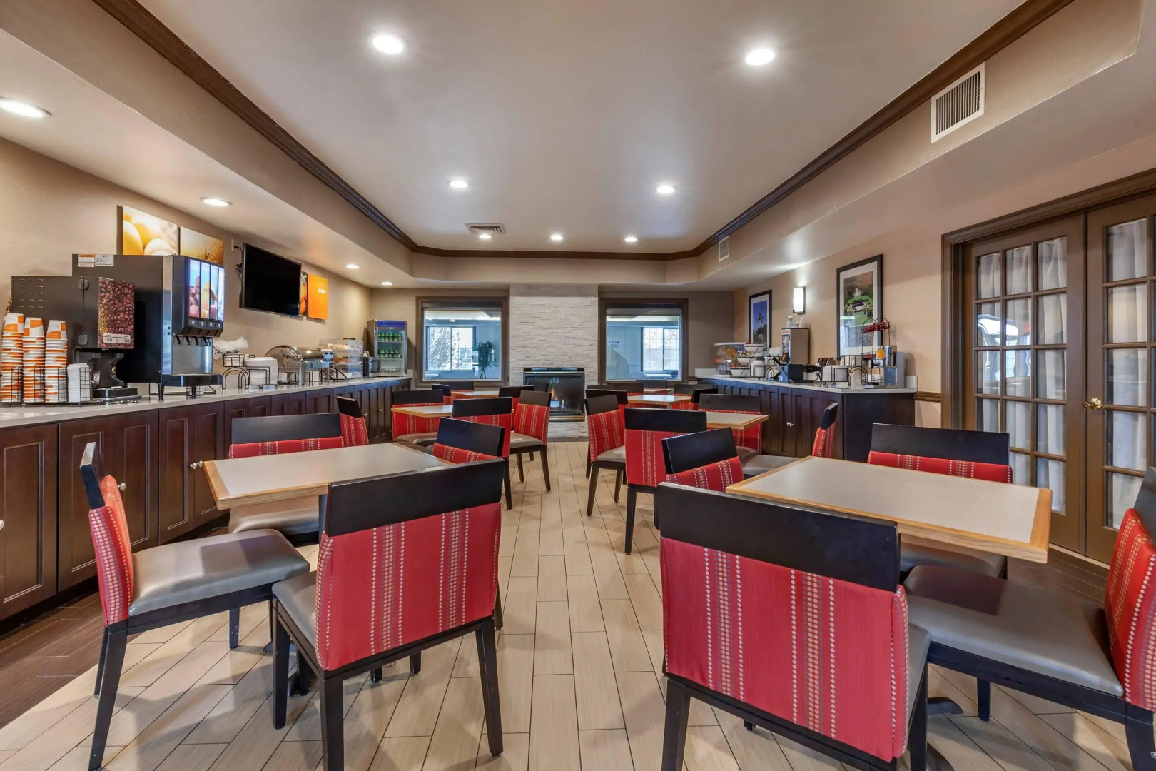 Photo - Comfort Inn & Suites Geneva- West Chicago