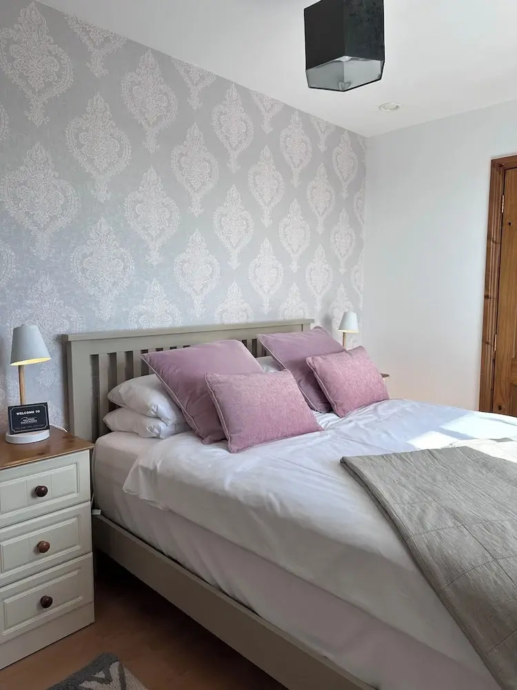 Photo - Malahide Guest Rooms