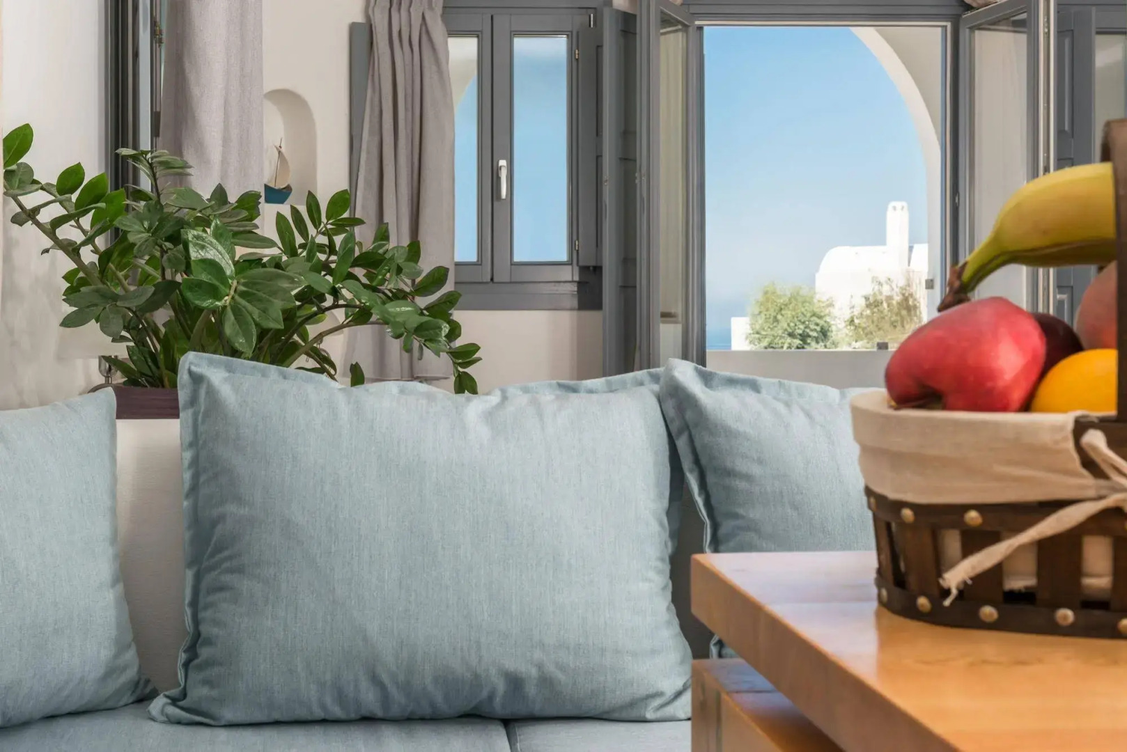 Photo - Aspronisi Luxury Villa with Caldera View