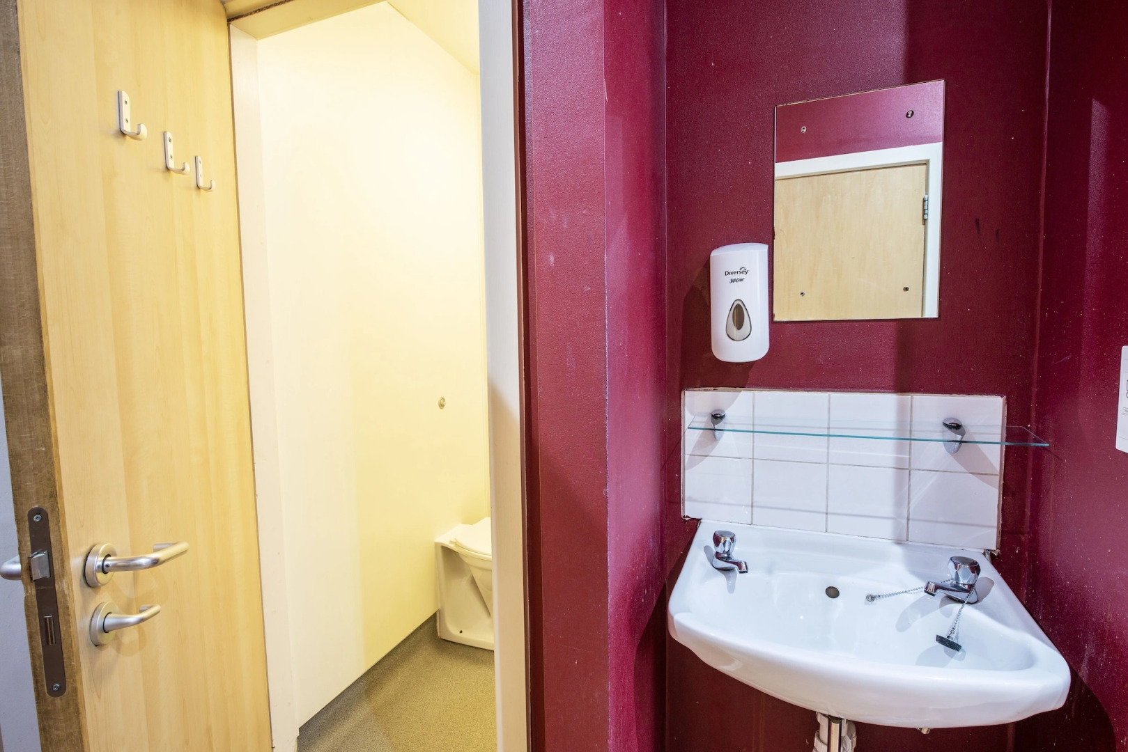 Photo - a&o Edinburgh City