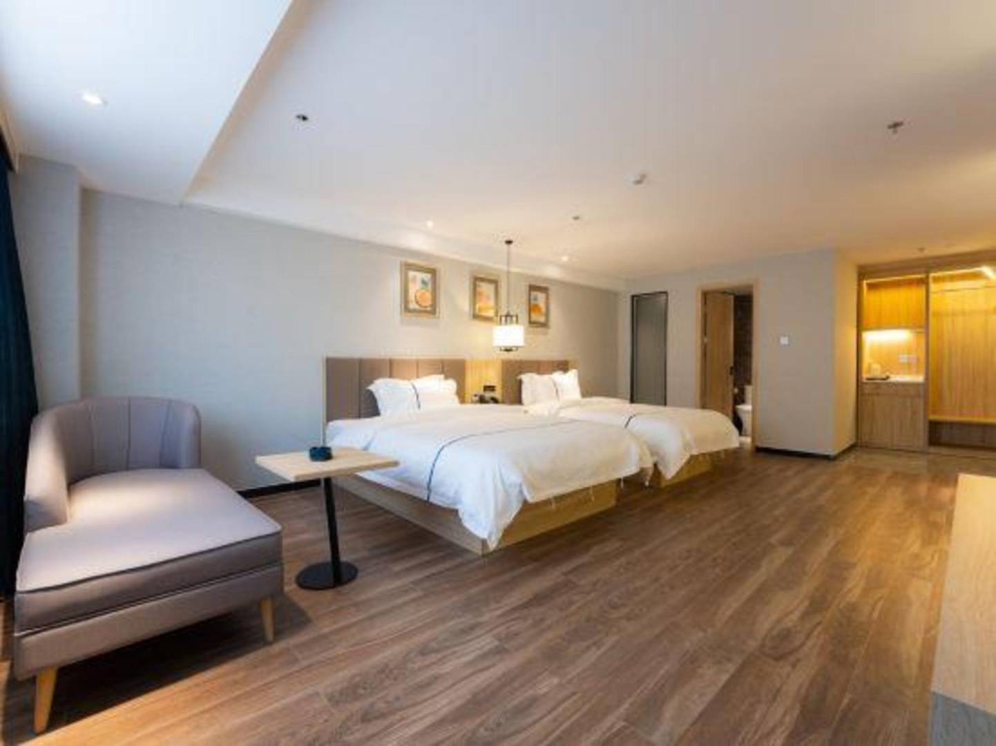 Homeinn Ripple Hotel (Nanjing Gucheng Lake Wetland Park)