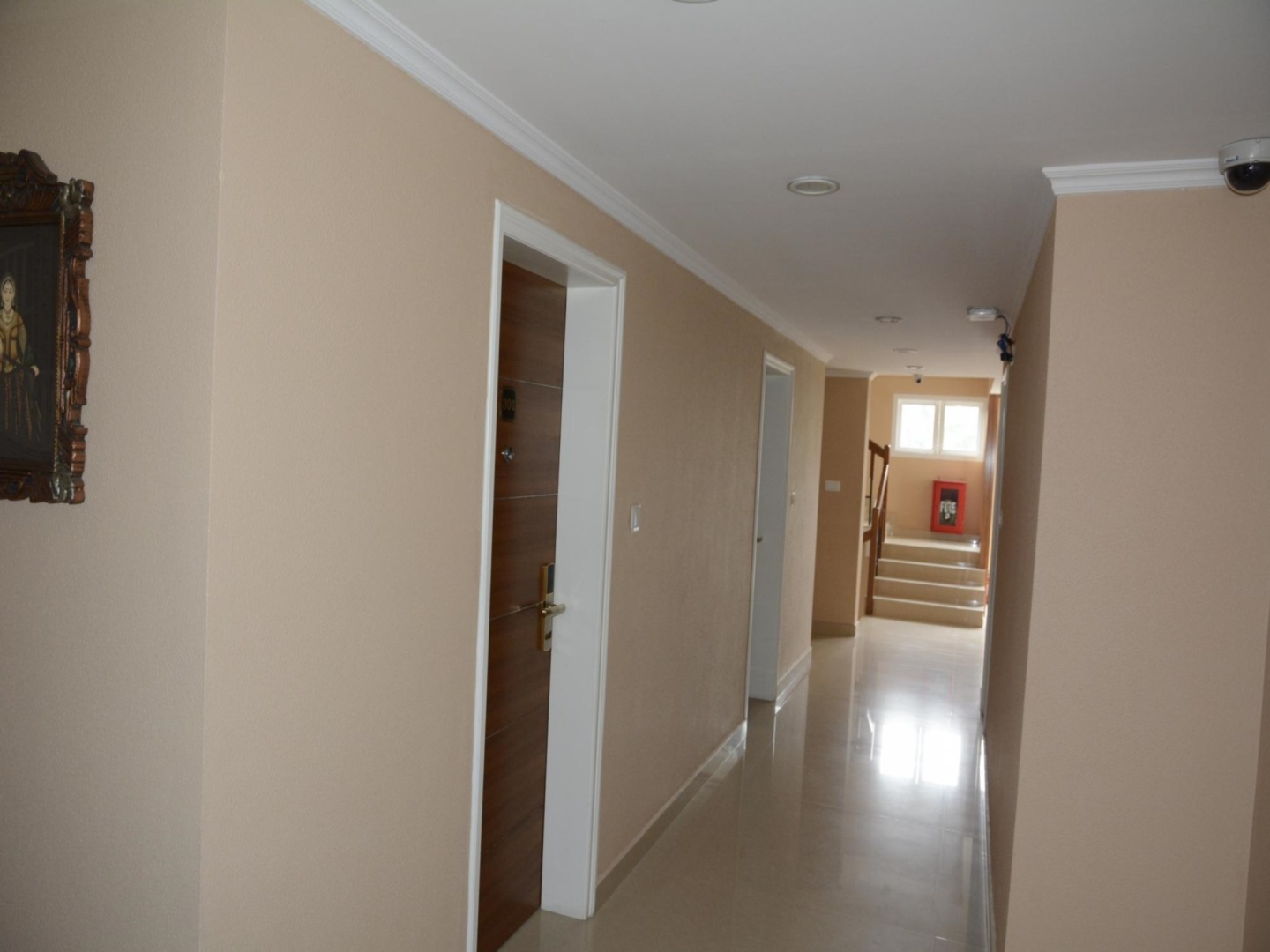 Srivar Hotels