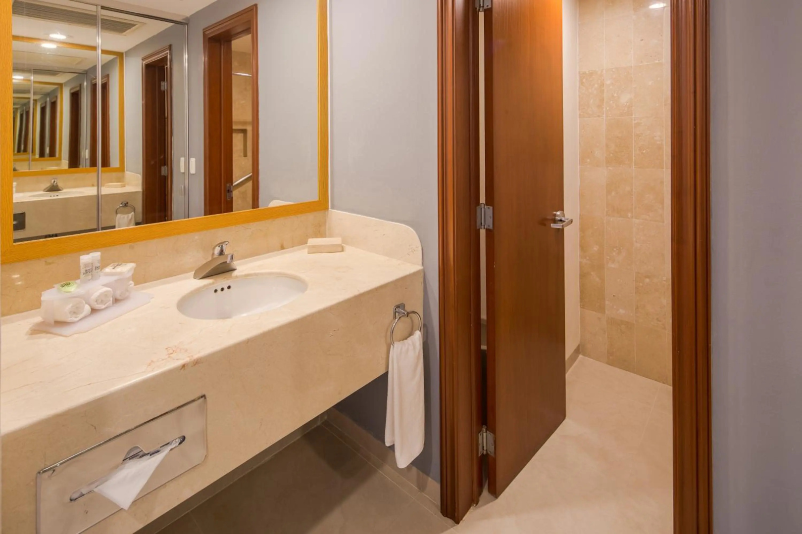 Foto - Courtyard by Marriott Hotel