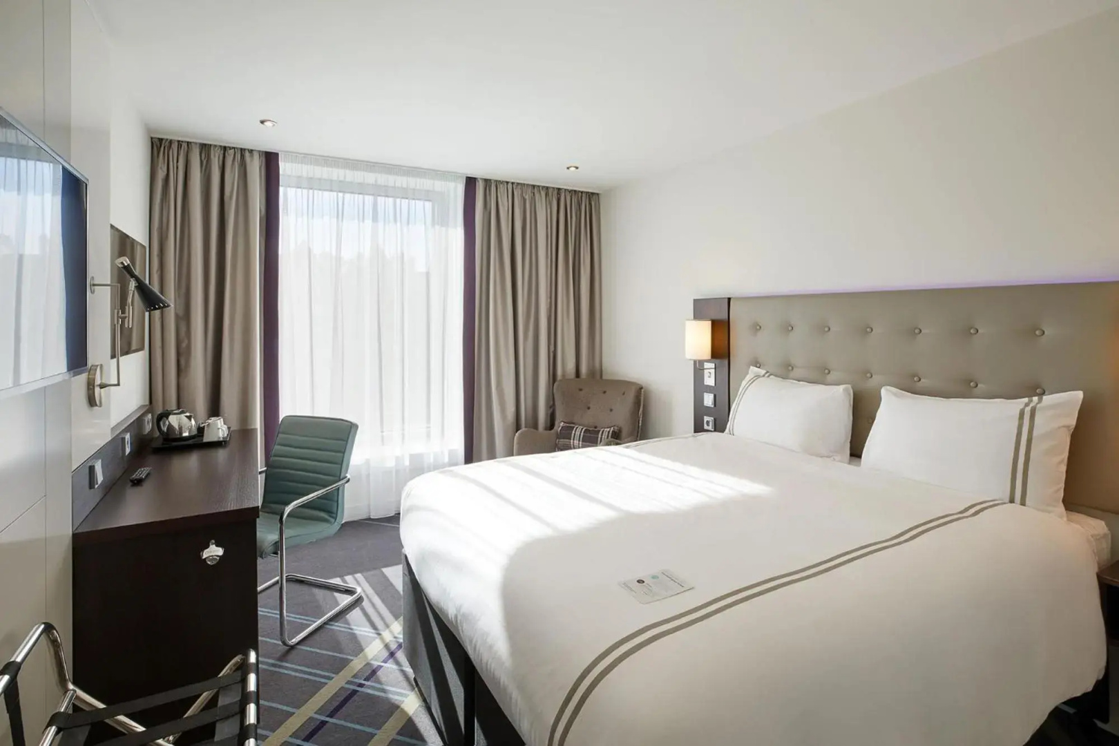Photo - Premier Inn Hamburg City Centre