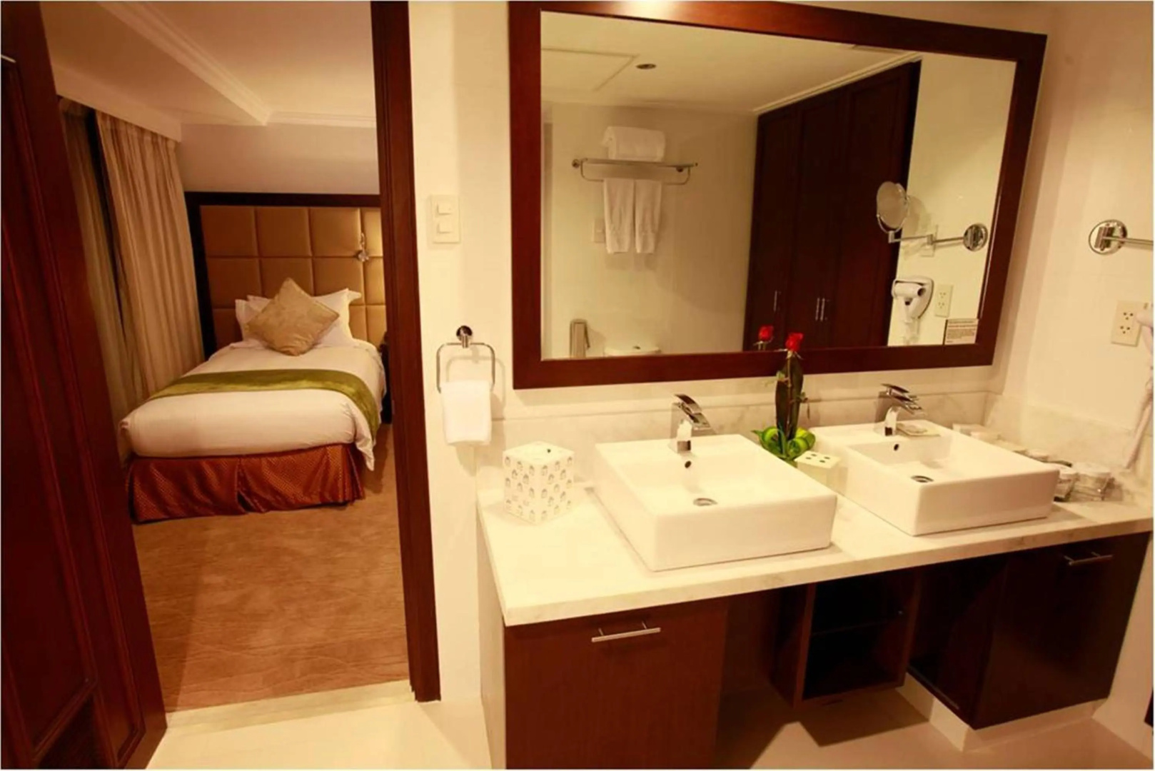 Foto - Discovery Suites Manila, Philippines