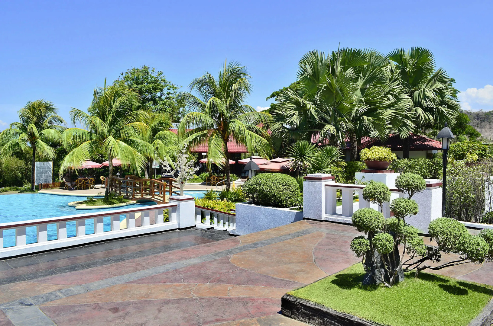 Photo - Thunderbird Resorts - Rizal