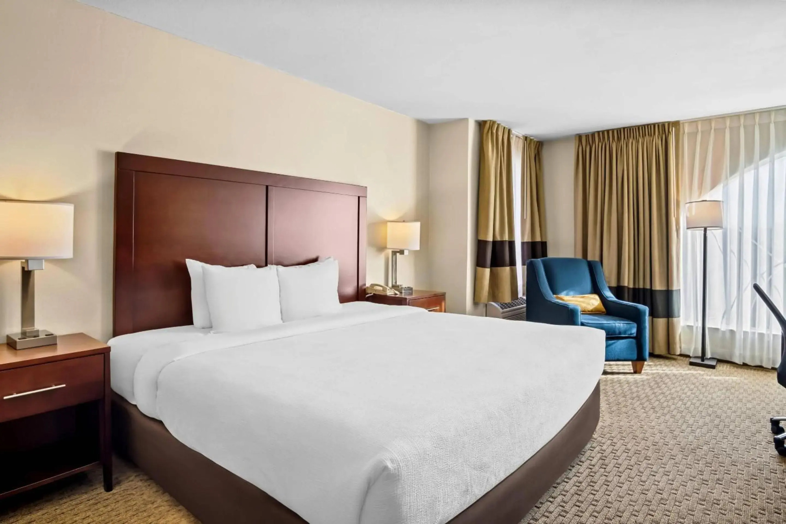 Photo - Quality Suites Irving-Las Colinas