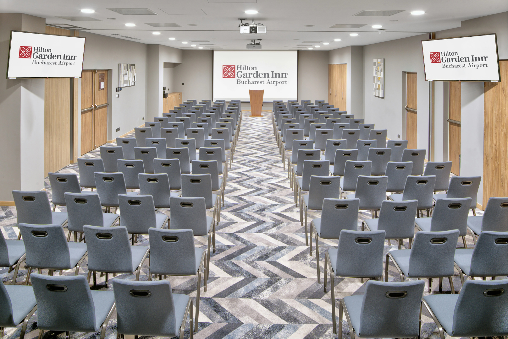 Photo - Hilton Garden Inn Bucharest Airport