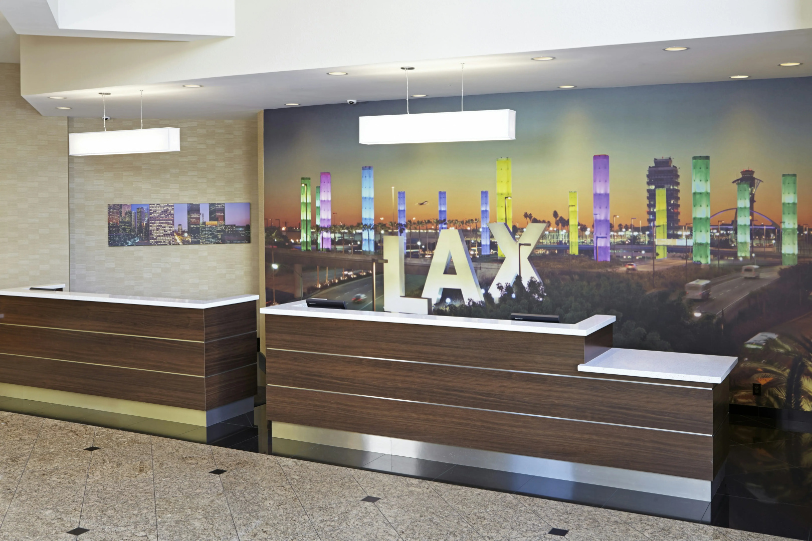 Photo - Embassy Suites by Hilton Los Angeles International Airport North
