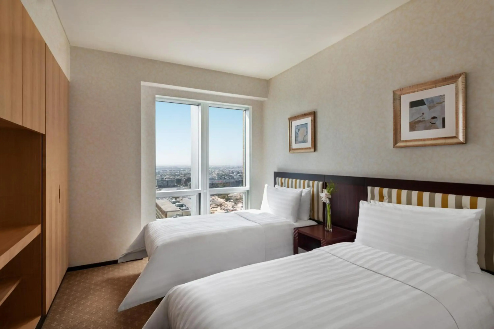 Foto - Shangri-La Apartments