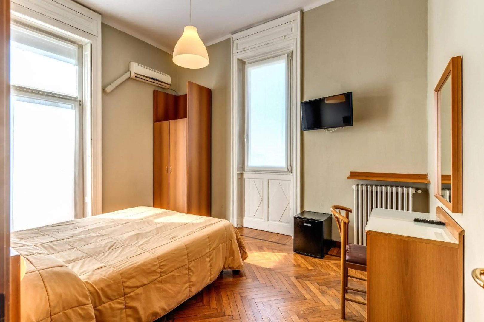 Photo - Hotel Apollo