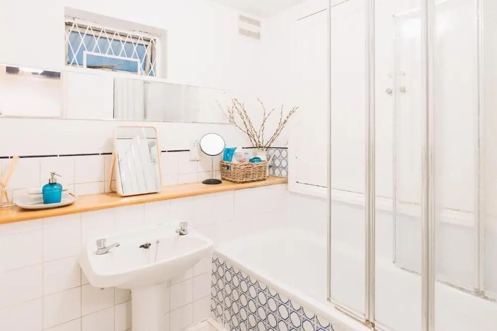 Photo - Central Victorian House