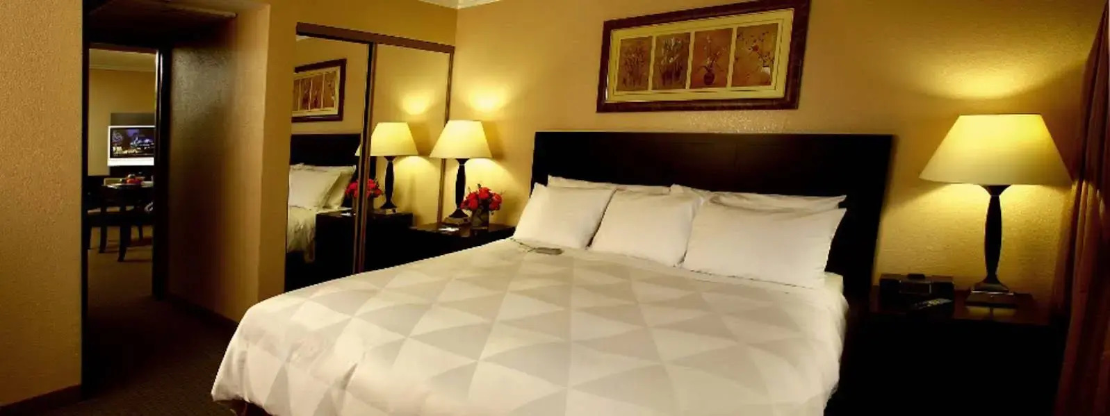 Foto - The Buena Park Grand Hotel & Suites