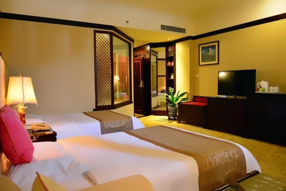 March Flower International Hotel