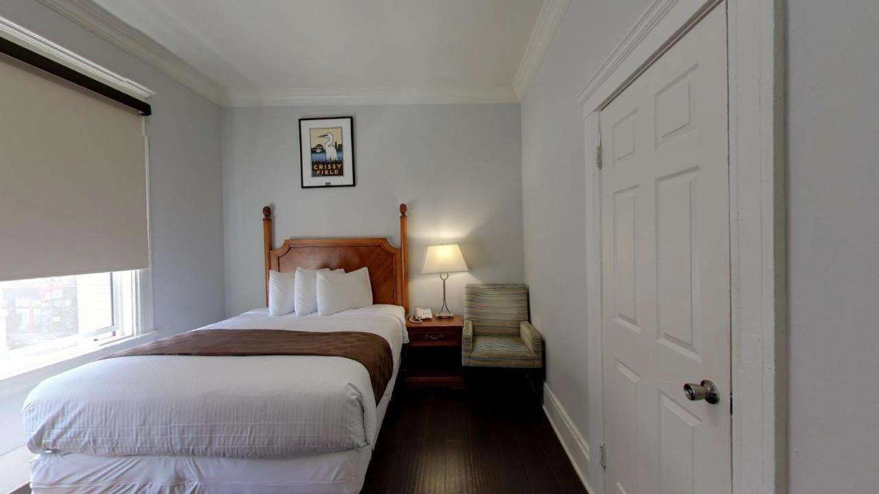 Foto - Warfield Hotel