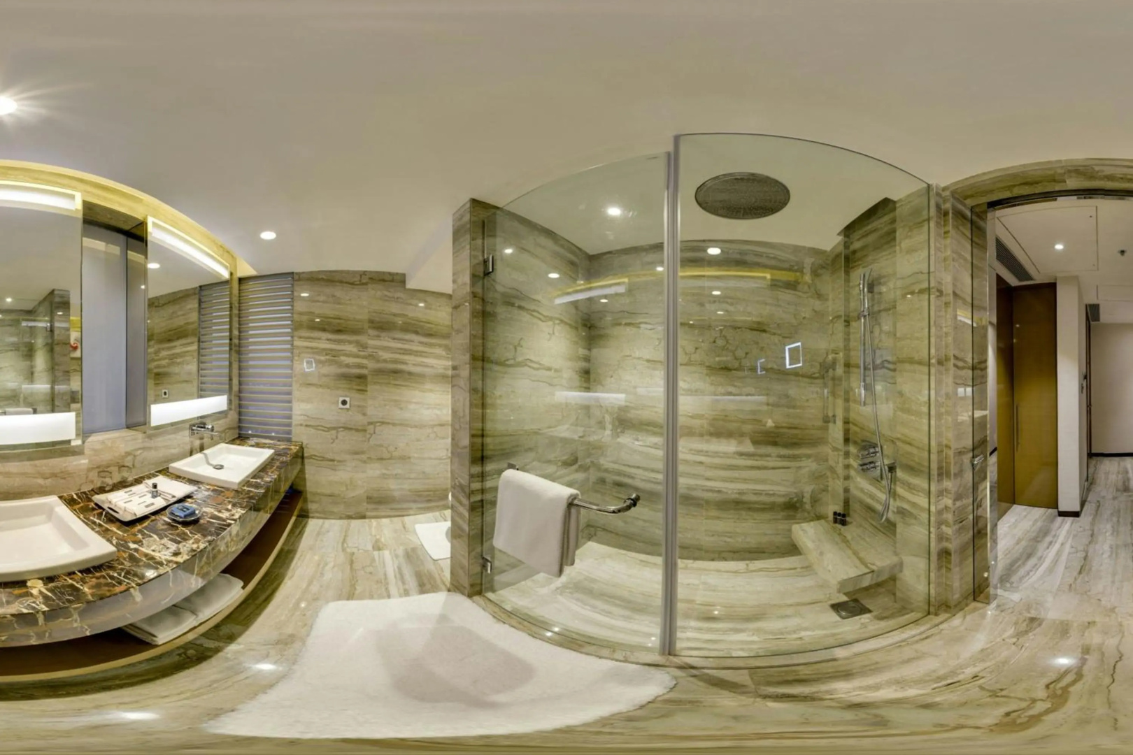 Photo - Renaissance Lucknow Hotel