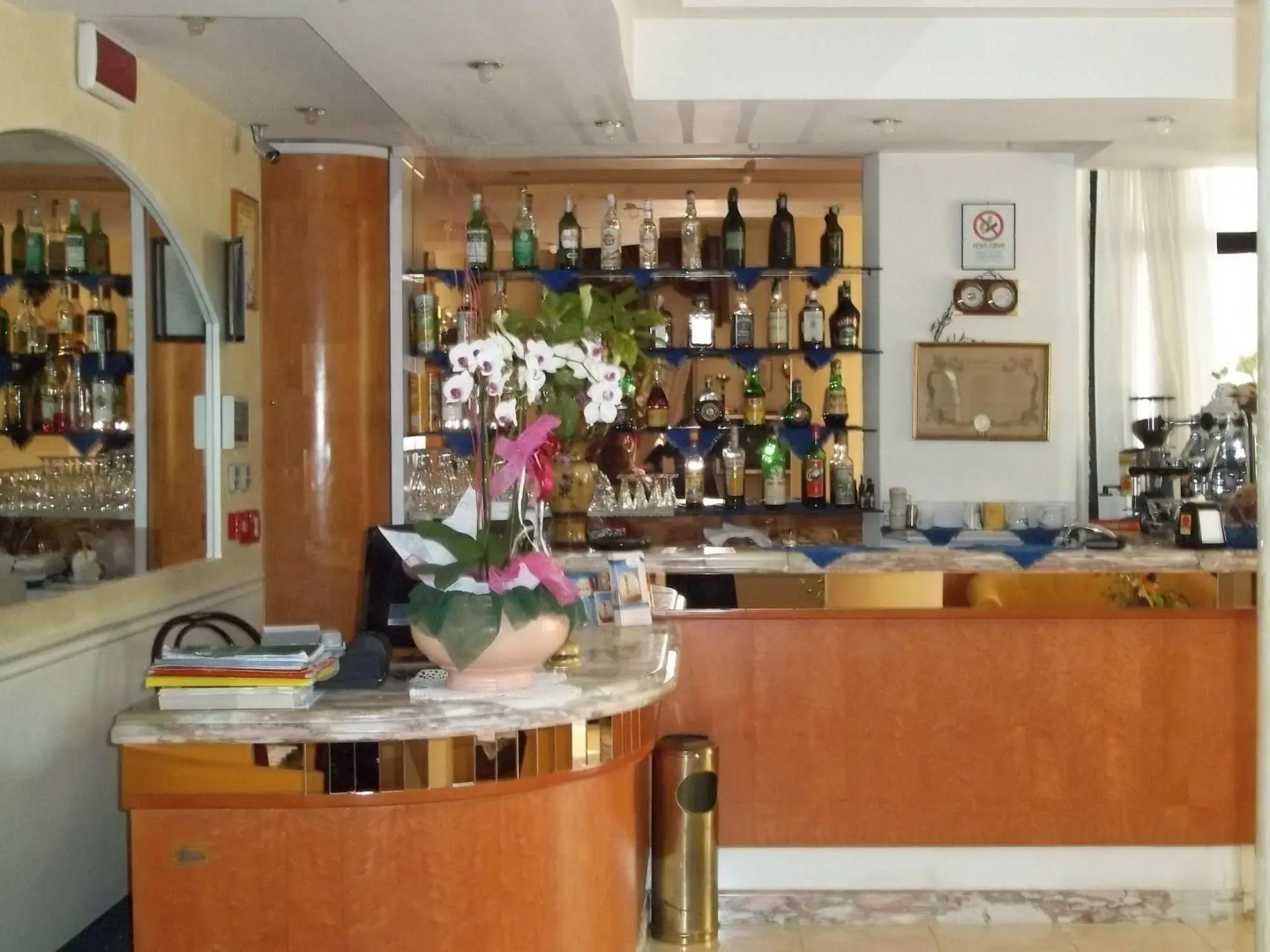 Foto - Hotel River fronte mare con piscina