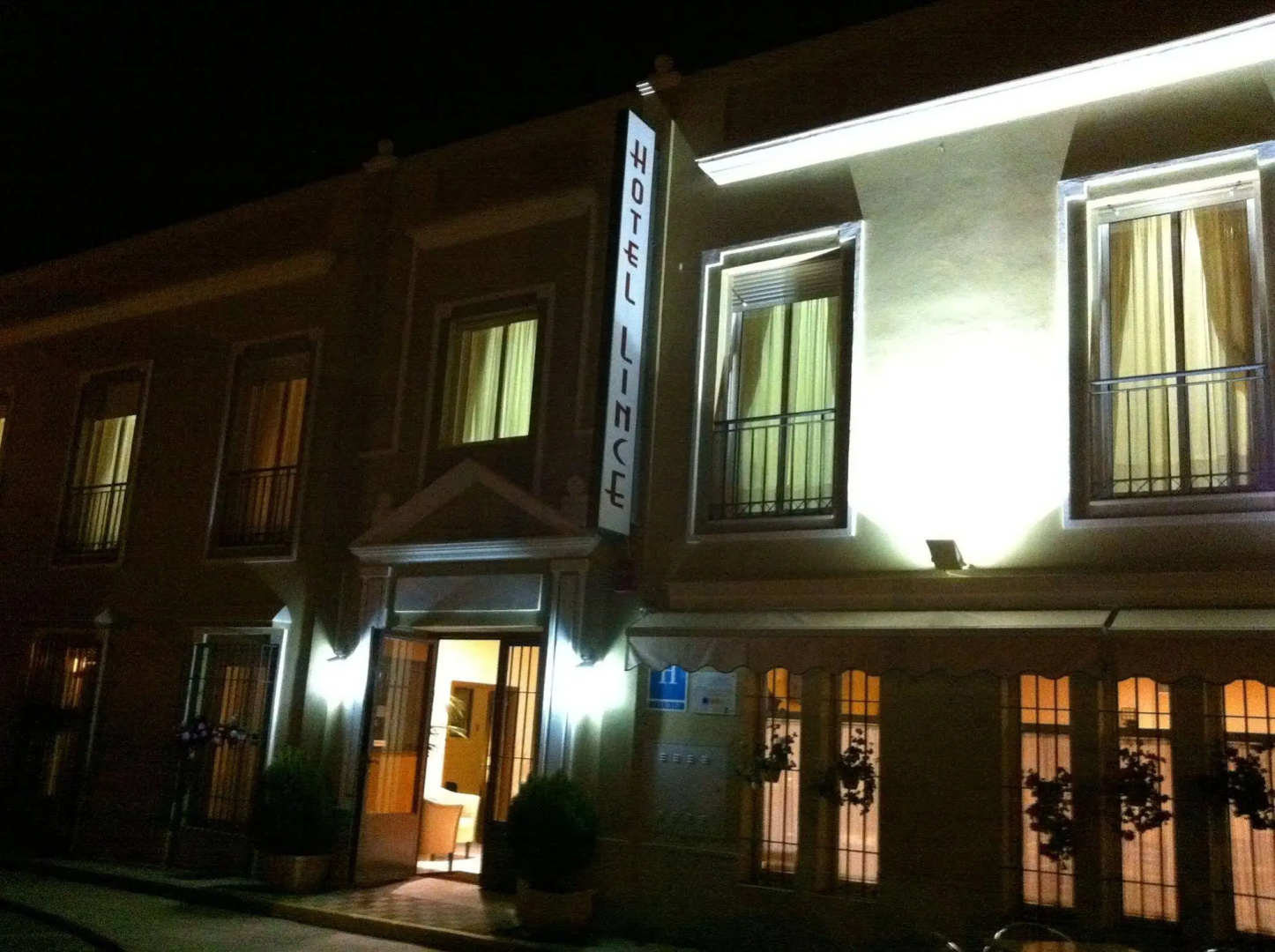 Photo - Hotel Lince