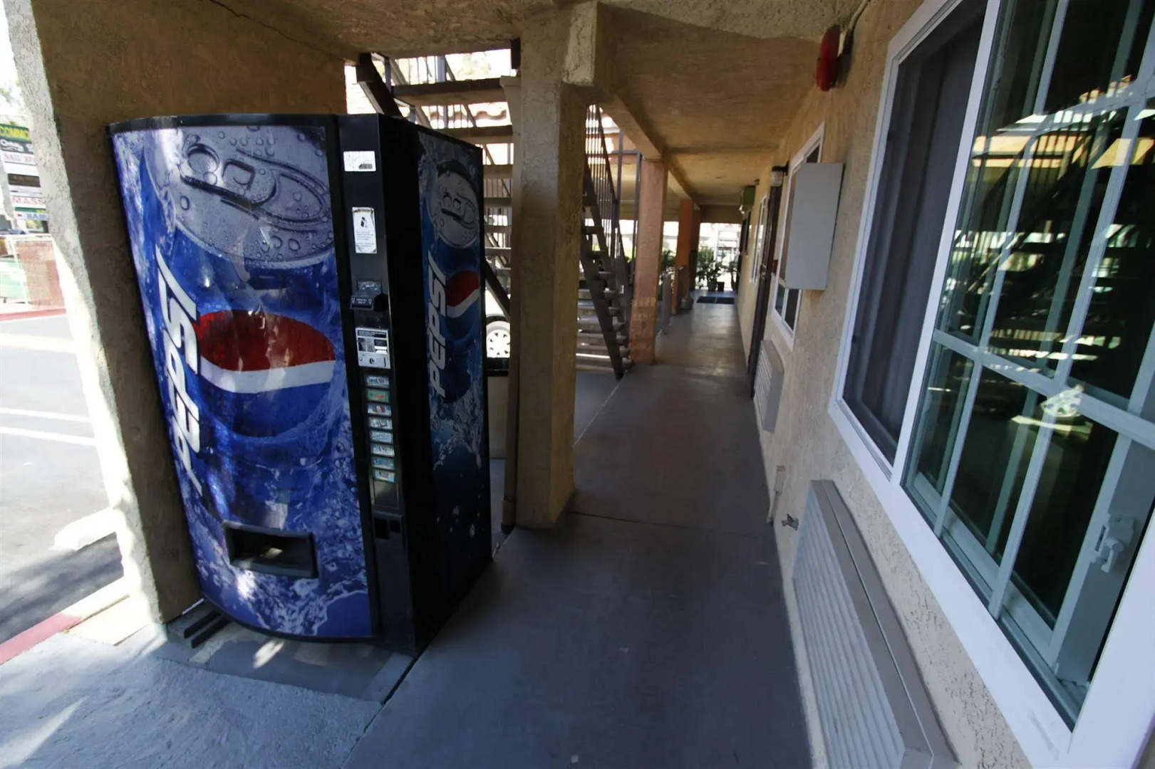 Foto - Welcome Inn Corona