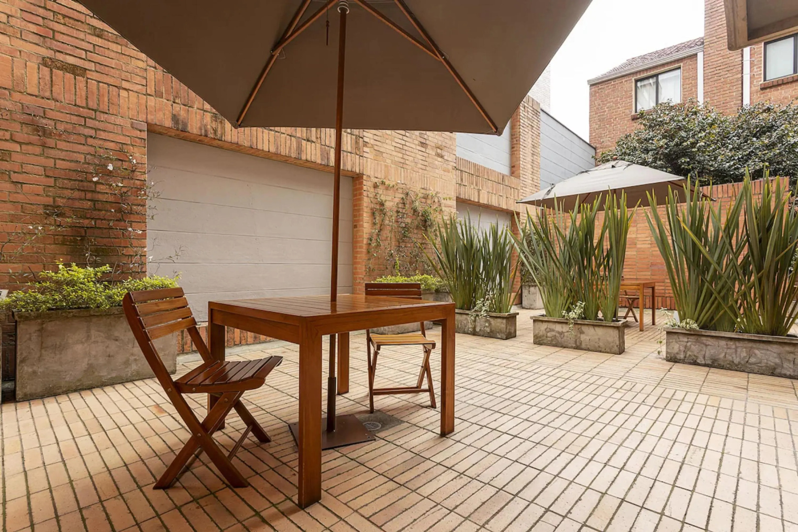 Photo - Bh la Quinta- Suites