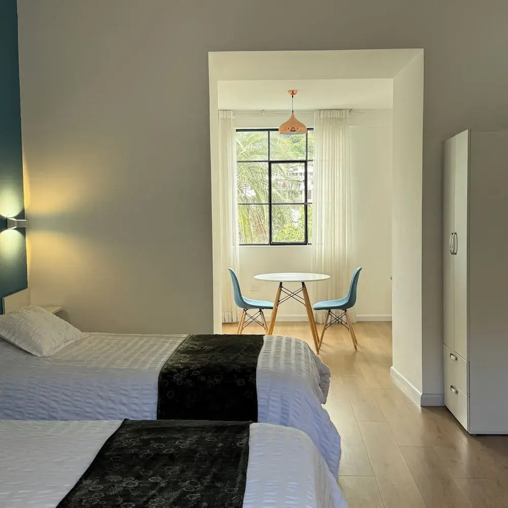 Foto - Traveler'S House