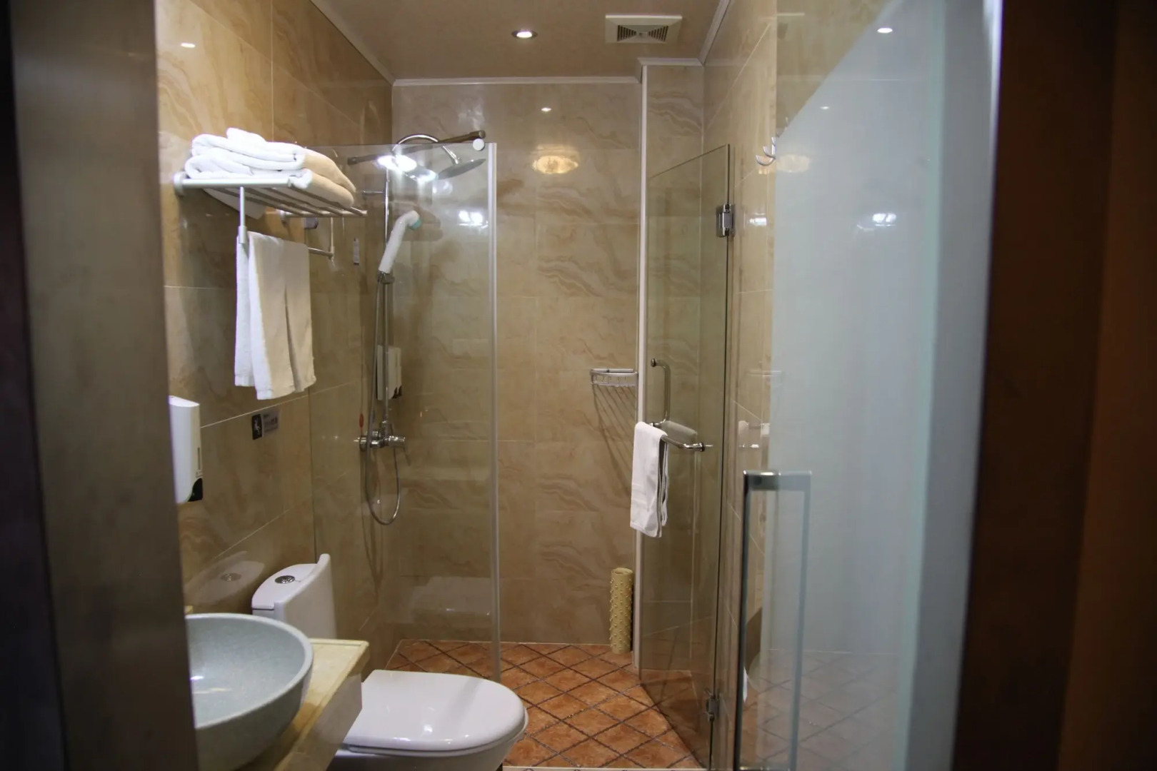 Foto - Shanghai Fish Inn Bund