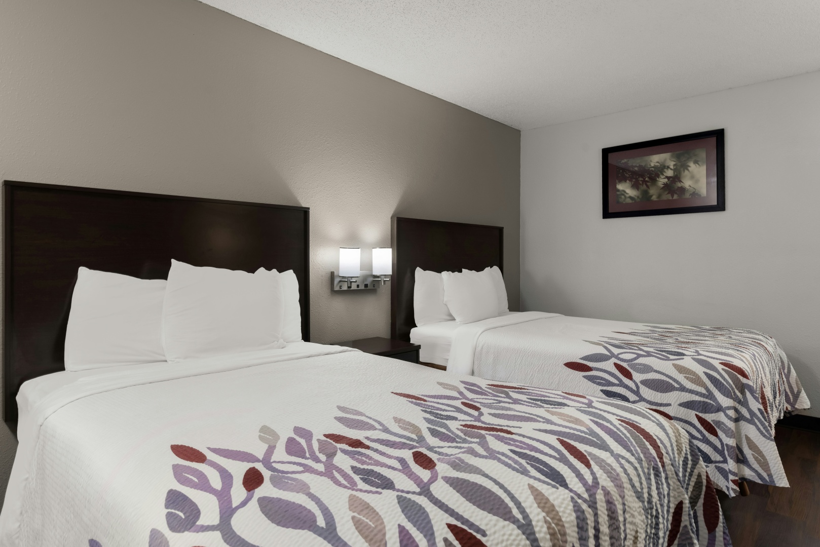 Photo - Red Roof Inn & Suites Savannah Airport