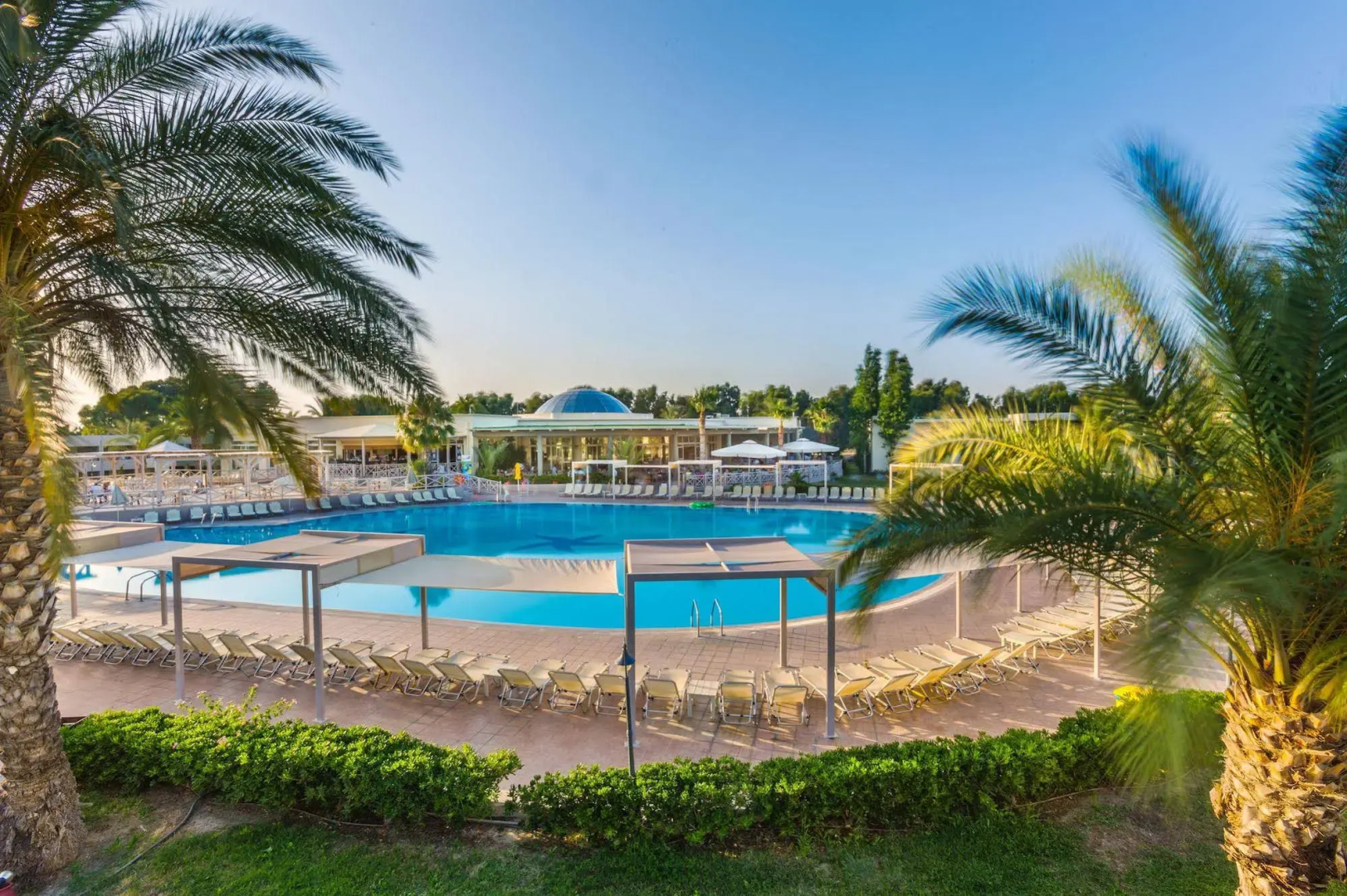 Photo - Kipriotis Maris Suites by Anayia All Inclusive Resorts